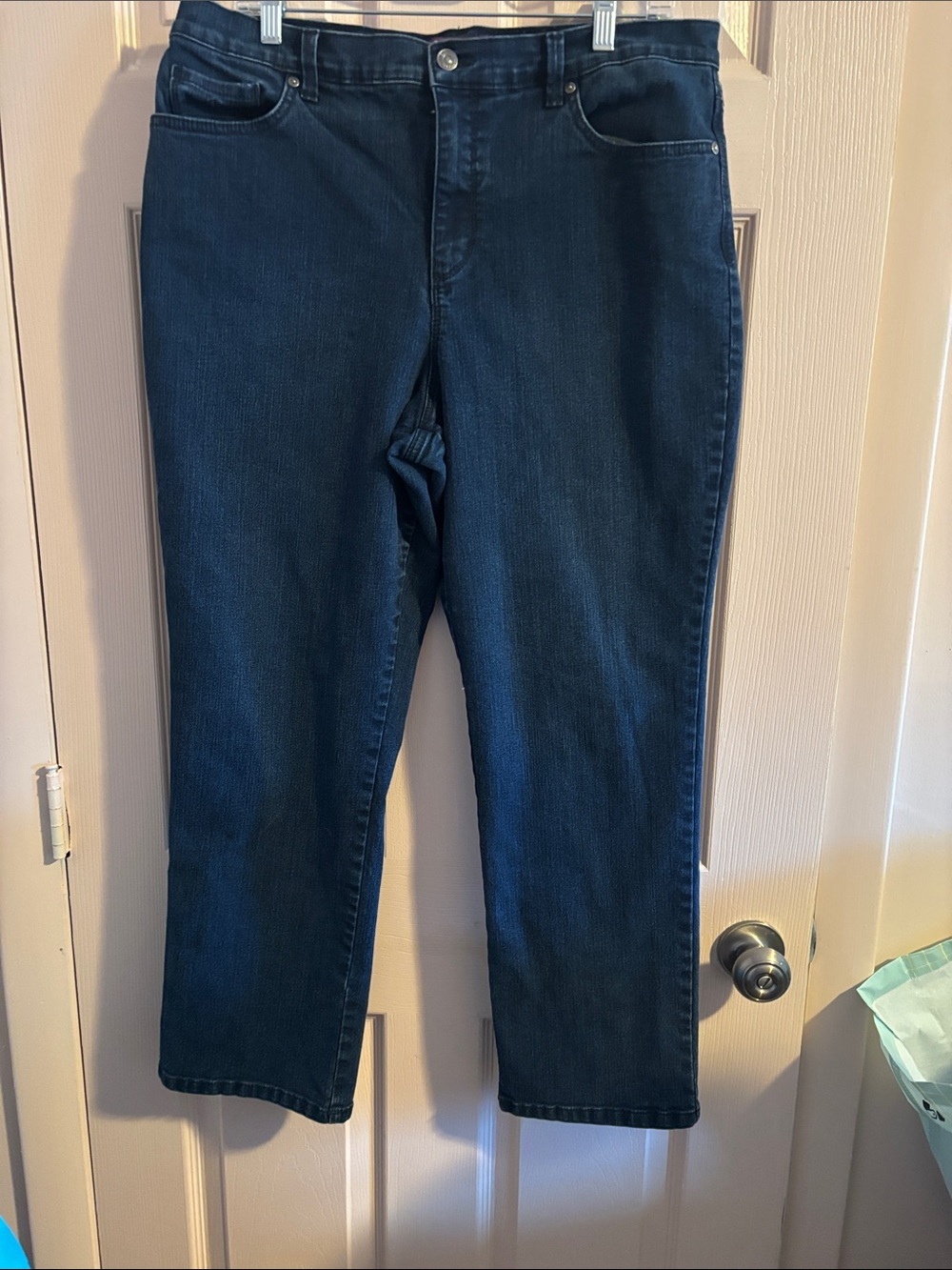 Gloria Vanderbilt Dark Blue Straight-Leg Jeans